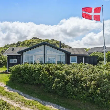 Reinke - 200m From The Sea By Interhome *